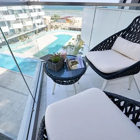 Alegria - Infinity Pool & *